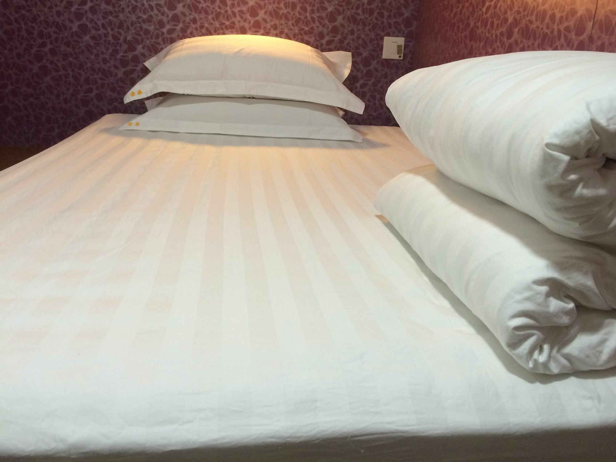 קוולון Wing Wah Hostel מראה חיצוני תמונה